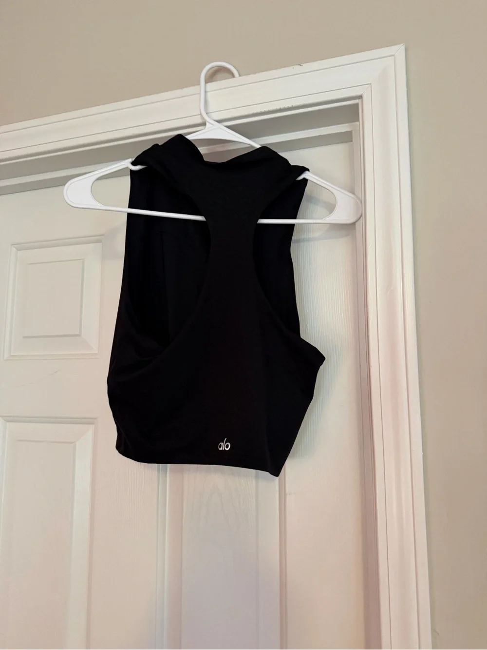 ALO Yoga sleek sleeveless